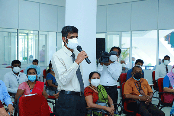 නව කාර්යාලය විවෘත කිරීම
